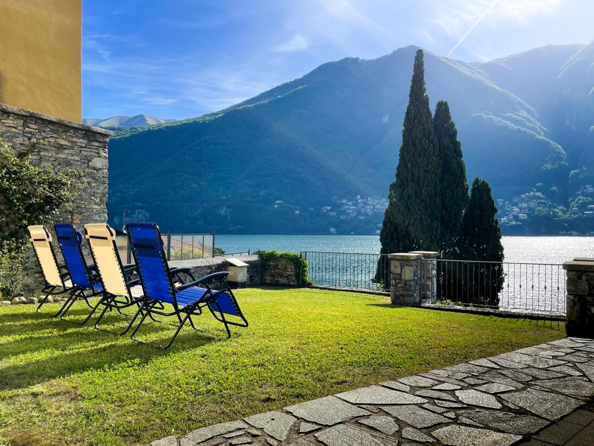 Villa Luminosa Laglio - Private Parking, Garden Exterior photo