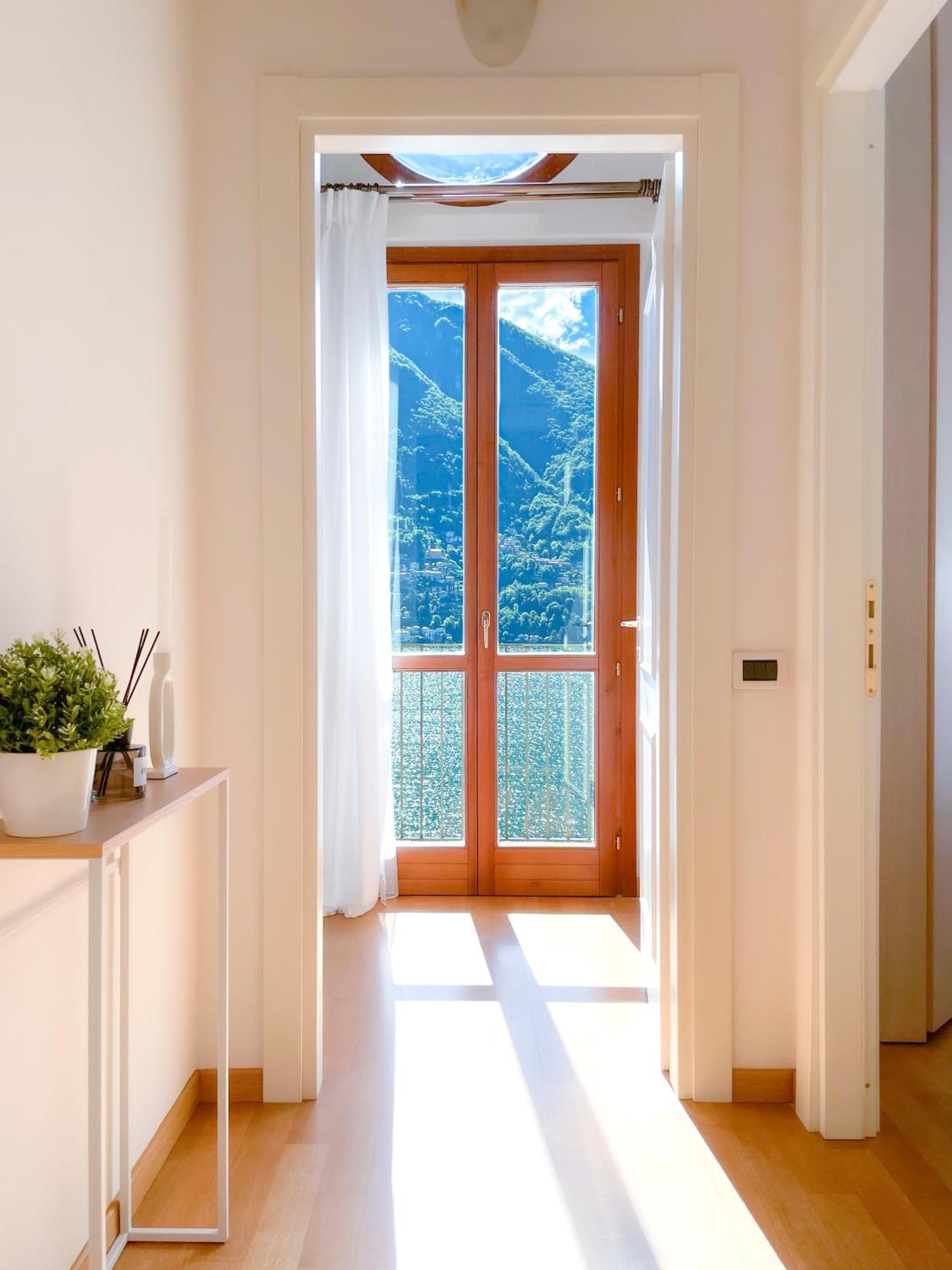 Villa Luminosa Laglio - Private Parking, Garden Exterior photo